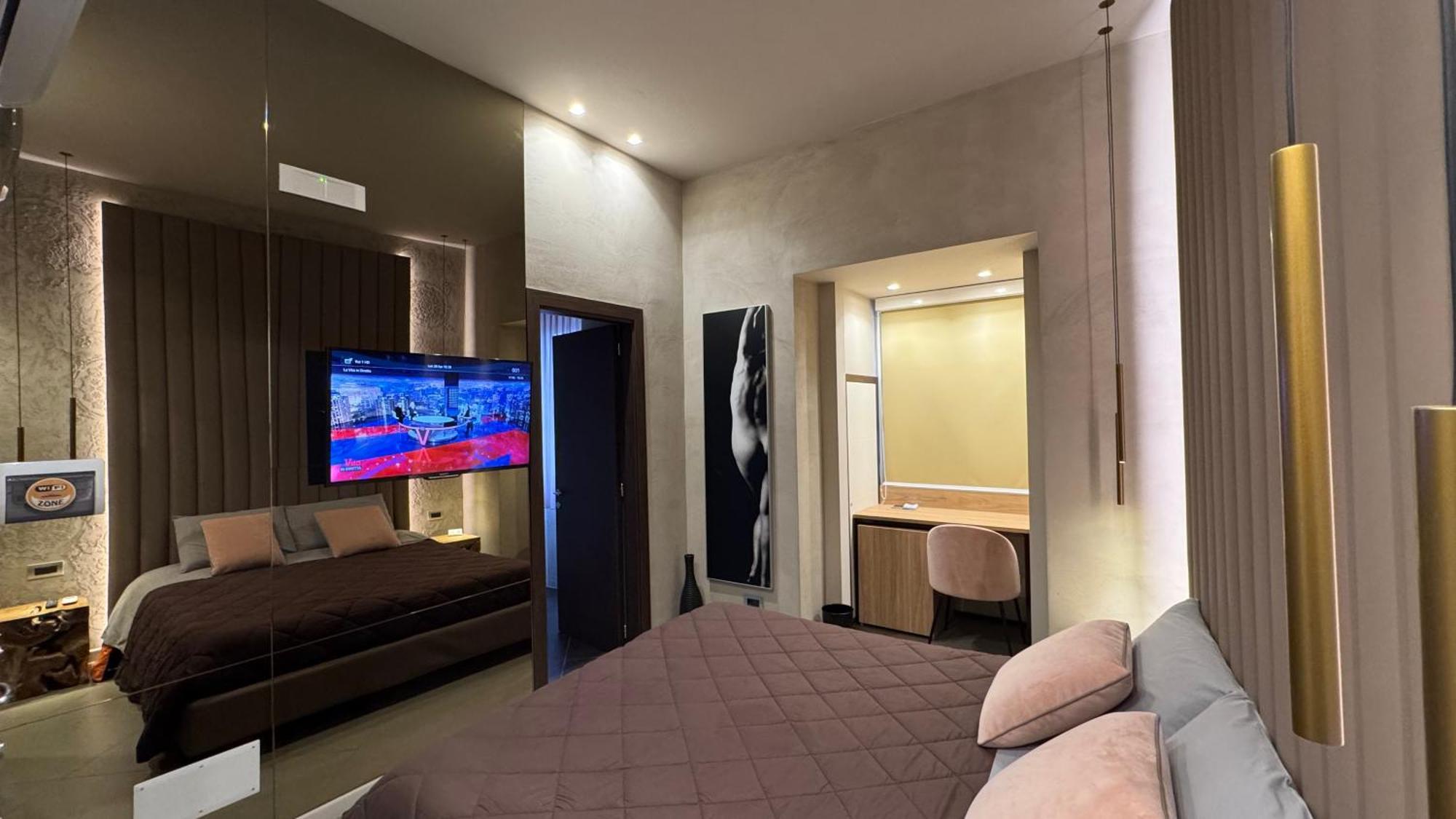 Tropicana Room Caserta Eksteriør bilde