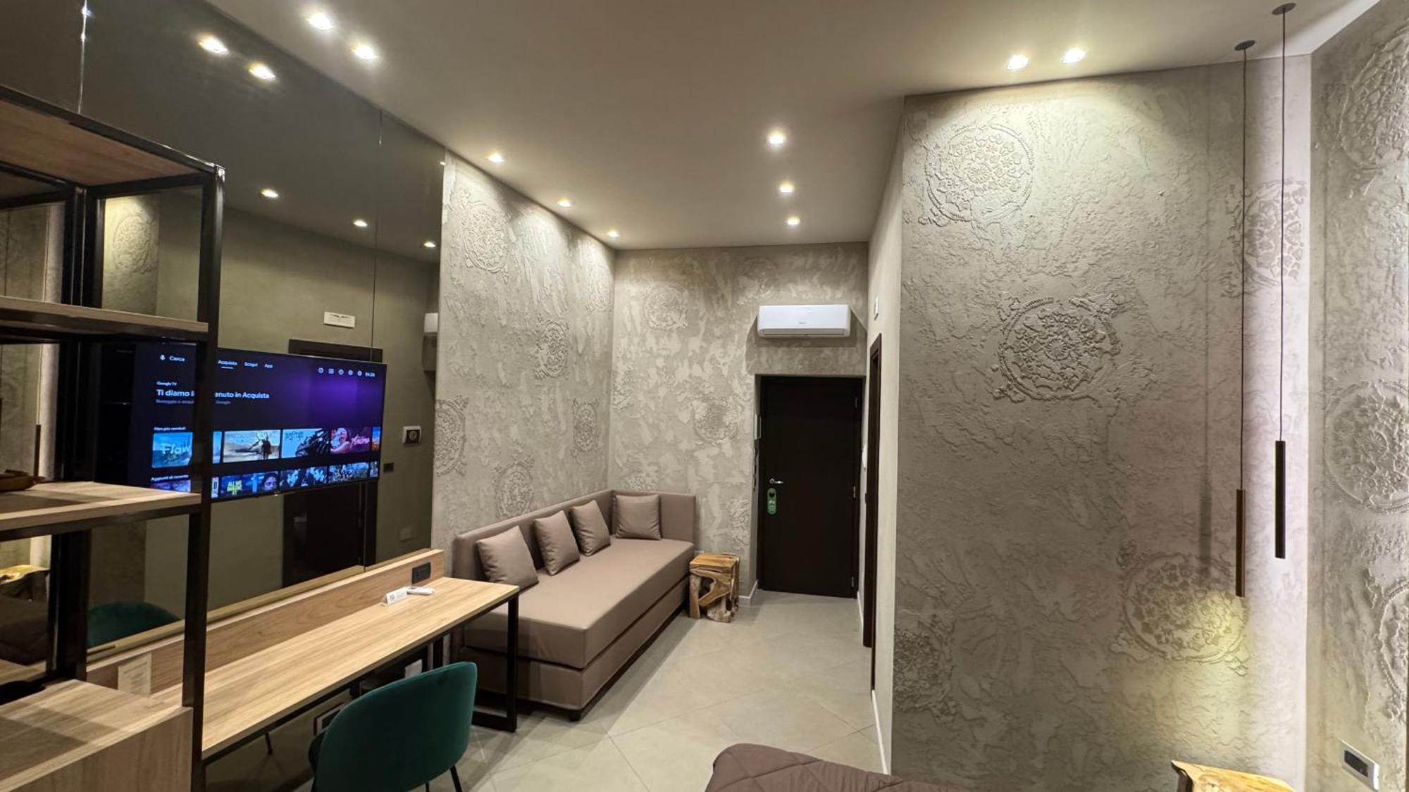 Tropicana Room Caserta Eksteriør bilde
